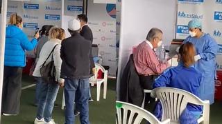 Óscar Maúrtua: se registraron incidentes en vacunación  de canciller en San Isidro | VIDEO