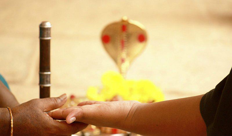 ¿Quieres aprender a leer las manos? ¡Te enseñamos cómo!