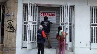 Clausuran tres farmacias de alrededores del Hospital Loayza por atentar contra la salud