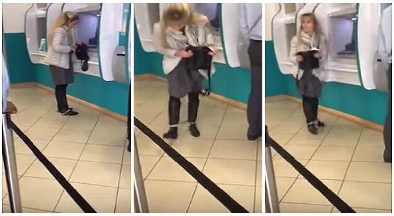 YouTube: mujer pasa roche al caersele ropa interior  dentro de cajero automático (VIDEO) 