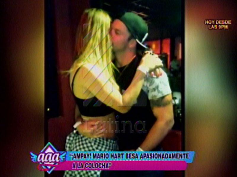  Mario Hart y Claudia Ramírez ampayados besándose