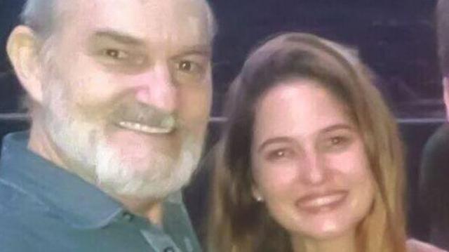 ​Carlos Cano: Su hija Carolina lo recuerda en Facebook con tierna foto