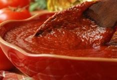 Comer para vivir: ¿Consumir tomates crudos o cocidos?