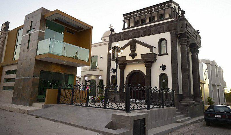 Tumbas con aire acondicionado y vidrios blindados para capos del narcotráfico en México [VIDEO]