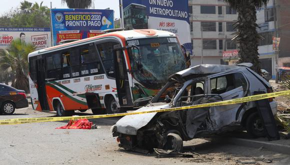 Accidente de tránsito de ómnibus de la empresa de transportes Vencedores, dejando 7 heridos y muerto.
FOTOS: GONZALO CÓRDOVA/GEC