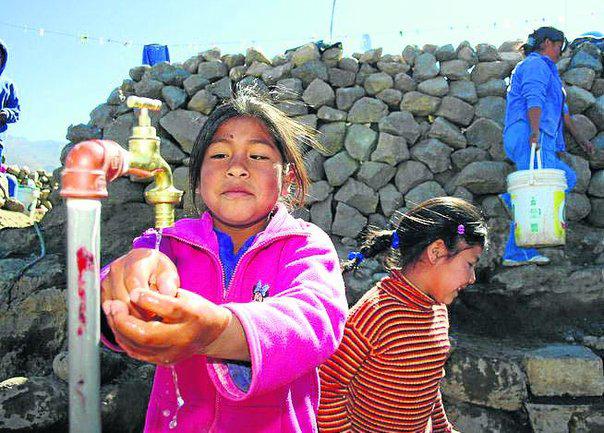 Fenómeno El Niño: 100 mil niños al borde de la deshidratación por ola de calor