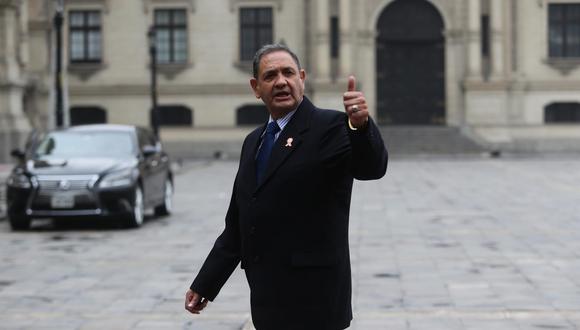 José Luis Gavidia presentó su renuncia "irrevocable" al ministerio de Defensa. Foto: Gec.