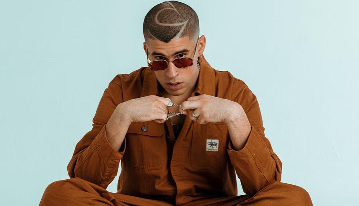 Bad Bunny volverá a entregar regalos a miles de niños esta Navidad. (Foto: @badbunnypr)