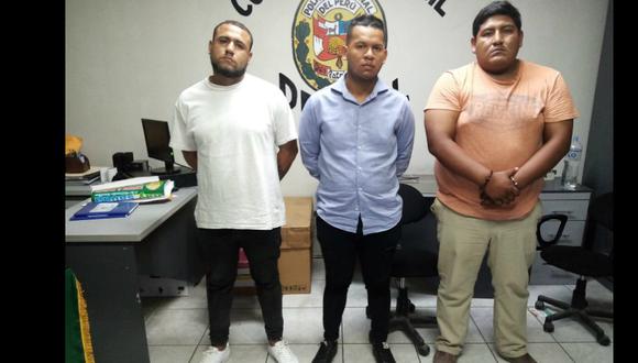Tacna: Detiene a tres sujetos dentro de taxi con réplicas de armas de fuego a bordo de un taxi (GEC)