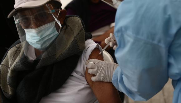 Minsa prevé vacunar a 5 millones 900 mil peruanos hasta julio, de acuerdo a la llegada de vacunas. (Foto: Archivo GEC)