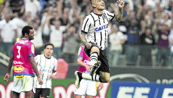 Paolo Guerrero renovará contrato con Corinthians 