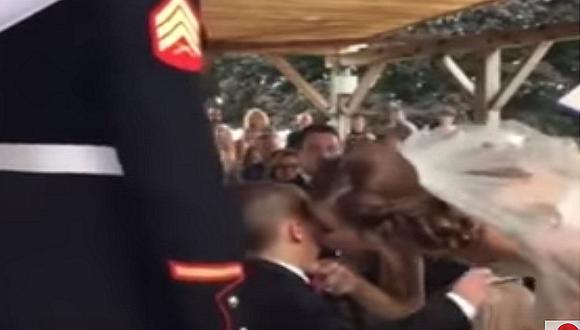 YouTube: Novia hace llorar a hijastro y a invitados el día de su boda (VIDEO)
