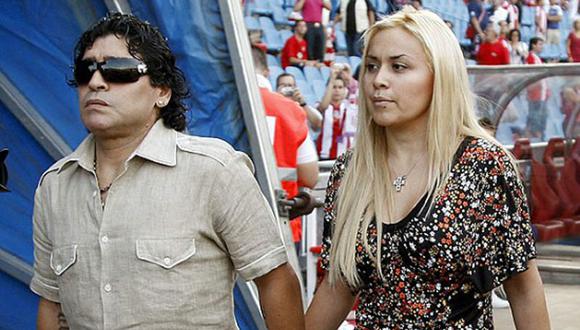 Maradona está desolado, su novia sufrió un aborto espontáneo