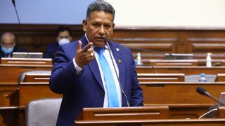 Congreso: Somos Perú invita a Esdras Medina a sumarse a su grupo parlamentario