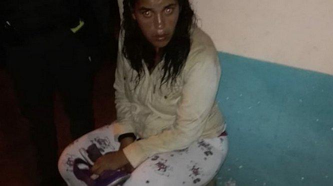 Policías capturan a presunta bruja que se escapa volando
