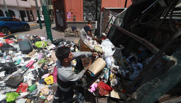 Conoce cómo reportar los residuos que están en las calles de tu distrito. Foto: Alessandro Currarino/GEC