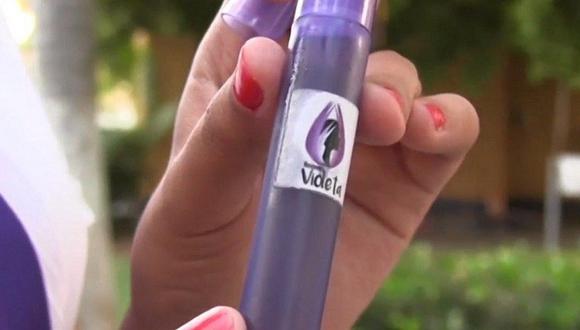 ​Con "gas violeta" de cebolla y ají acabará acoso a mujeres (VIDEO)