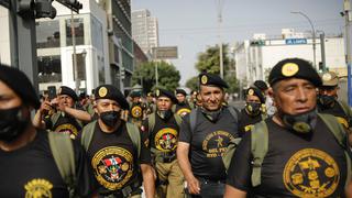 Reservistas del Ejército marchan en Centro de Lima por beneficios para excombatientes del terrorismo | FOTOS