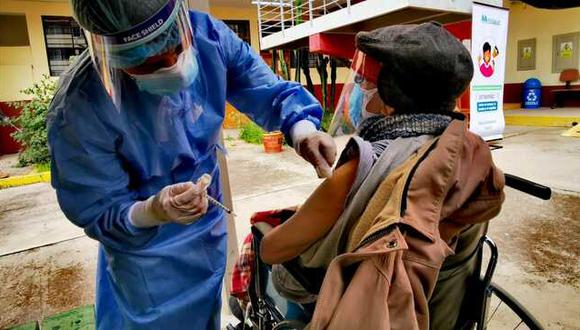 Cusco: La vacunación se cumplen en base al plan de la Geresa, las cuales están sujetas a la disponibilidad de dosis proporcionada del Minsa. (Foto: Gore)