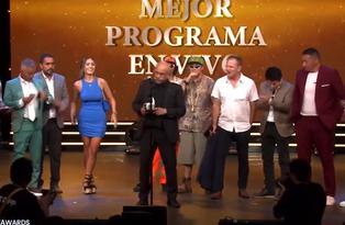 Mr. Peet llora tras ganar los Premios Awards 2024 y se manda con emotivo discurso | VIDEO