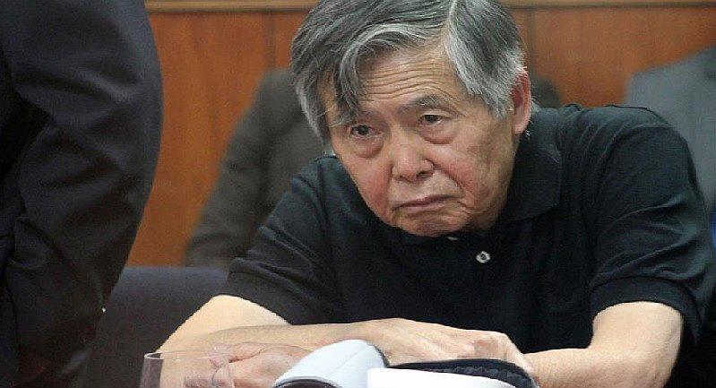 Alberto Fujimori es trasladado a clínica por problemas de salud 