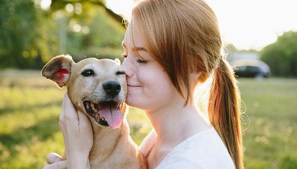 ¿Amas más a tu perro que a tu pareja? La ciencia explica la razón 