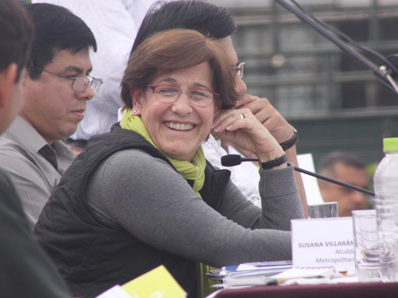 Villarán dice que las encuestas no le quitan el sueño 