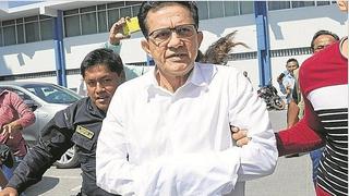 Hermano de congresista Héctor Becerril se entrega a la justicia