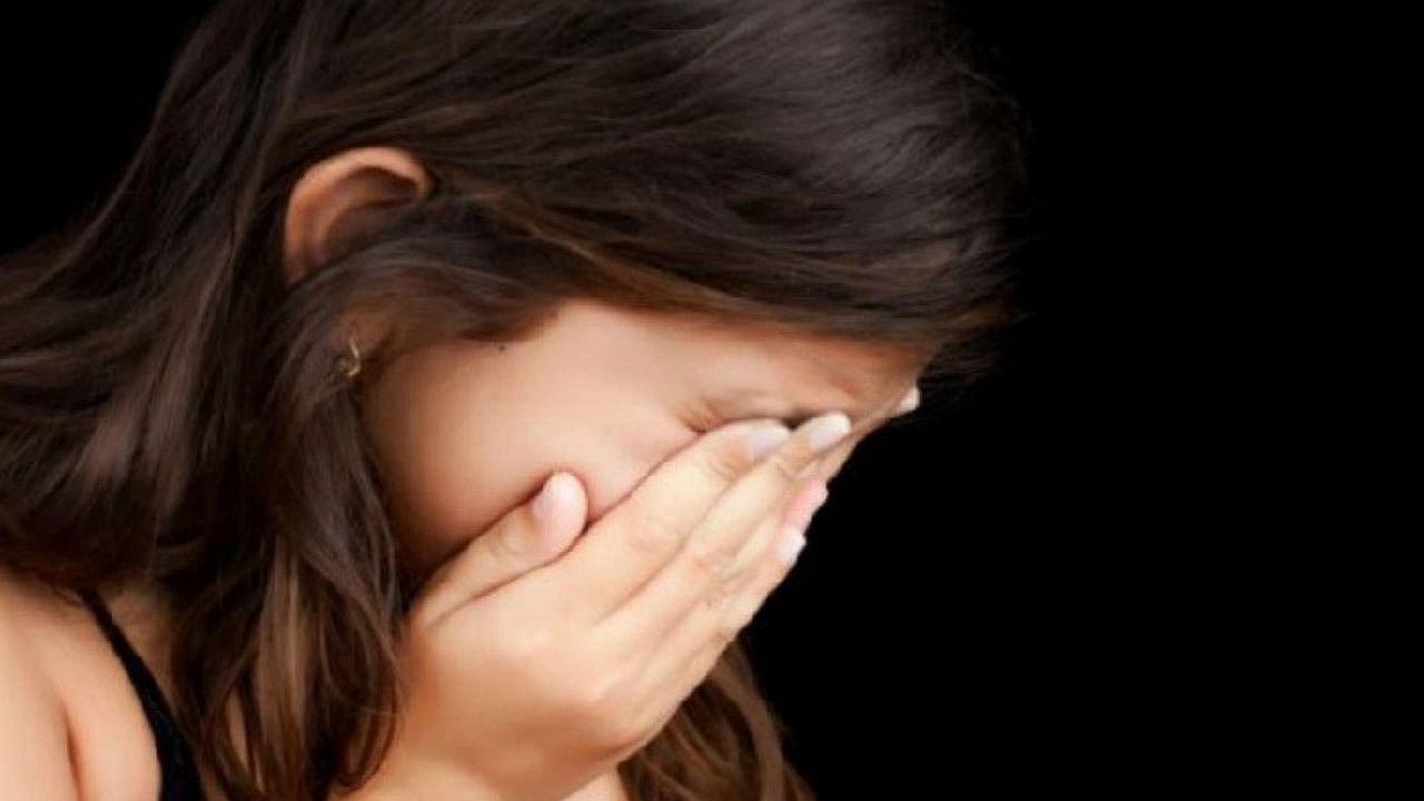 Anciano de 73 años enviado a prisión por agredir sexualmente a niña de 7 años 