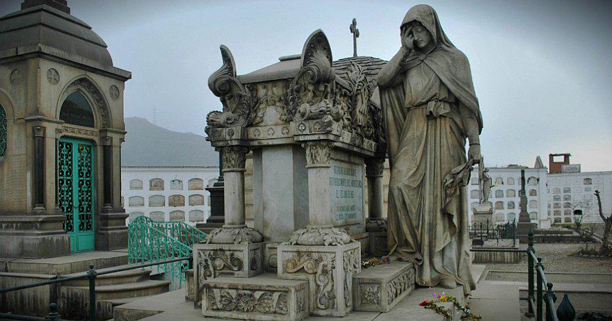 Presbítero Maestro: 4 leyendas urbanas que te robarán el sueño 