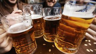 Estudio afirma que beber cerveza rejuvenece la piel