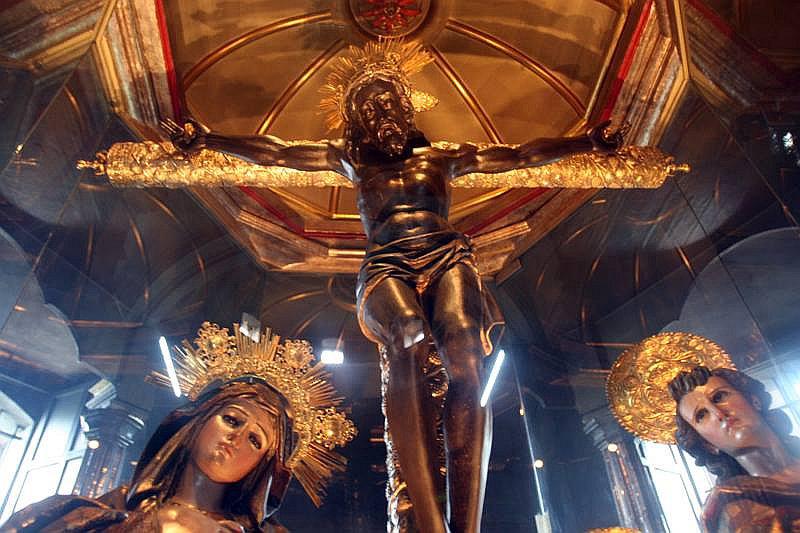 Miles llenan Basílica Esquipulas para venerar al Cristo Negro 