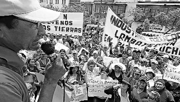 Caos en Lima por marchas