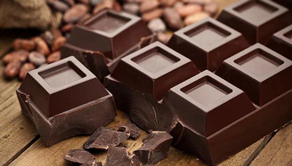Policías incautan chocolate con drogas, pero dos agentes se las comen