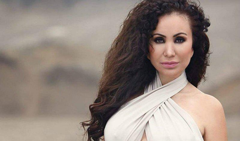 ¡Wooow! ¡Janet Barboza sube la temperatura con infartante figura! [FOTOS]