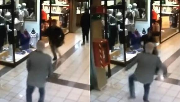 YouTube: Abuelito detiene a ladrón que roba en joyería y se convierte en héroe (VIDEO)