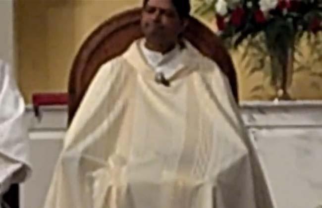 Video de cura 'masturbándose' remece las redes sociales