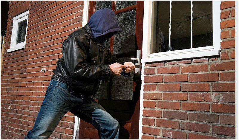 Consejos para evitar ser víctima de robo en tu hogar