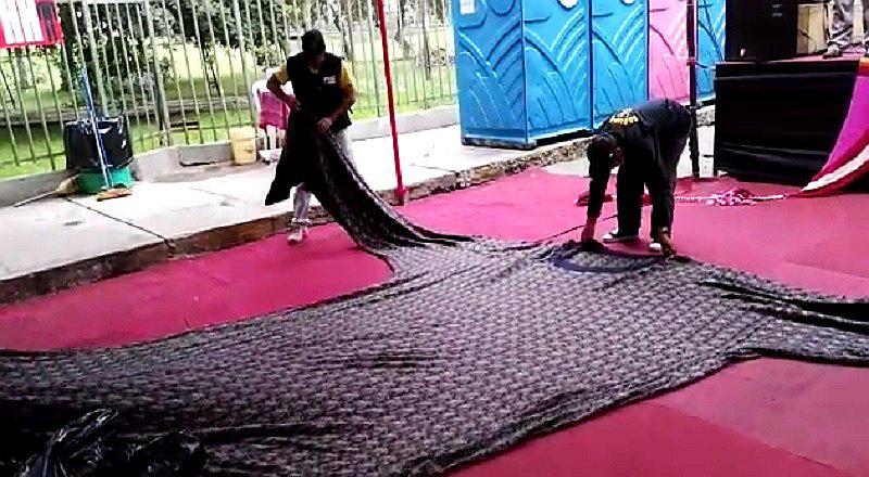 Feria Campo de Marte: Presentan la chompa más grande del mundo [VIDEO]