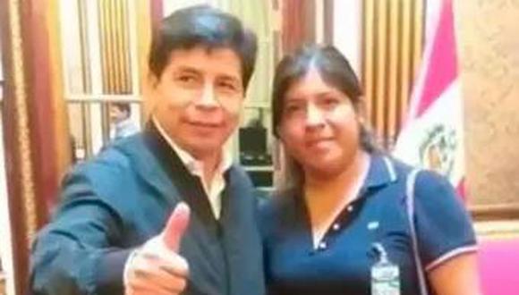 Un informe de Cuarto Poder, de julio de 2022, reveló que Navarro habría intentado que el expresidente Castillo la nombrara prefecta de Apurímac. Ambos se habrían conocido en la huelga magisterial del 2017.