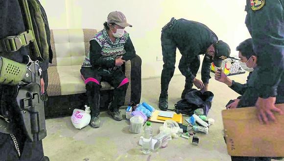 Ayacucho: la Policía logró incautar un total de 23 pruebas serológicas y 21 frascos de ivermectina. (Foto: PNP)