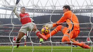 Premier League: Alexis Sánchez anota con mano y Arsenal vuelve a ganar
