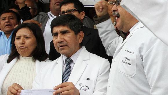 Médicos anuncian paro de 72 horas en noviembre para exigir incremento de presupuesto