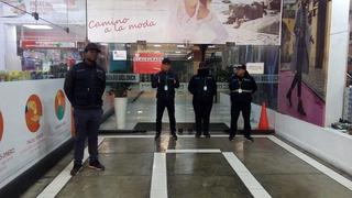 Clausuran primer piso de centro comercial Caminos del Inca por no tener medidas de seguridad