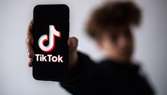En TikTok, un 50% de los problemas estuvo vinculado a la aplicación, el 24% al sitio web y un 26% a la conexión con el servidor. Foto: AFP