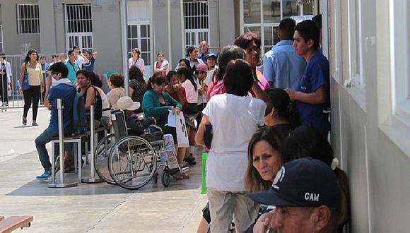Minsa declara en emergencia sanitaria a hospitales de Lima