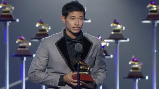Tony Sucar también se llevó la categoría "Productor Del Año" de los Premios Grammy Latinos. (Imagen: Facebook Latin Grammy)