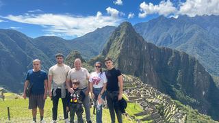 Mauricio Diez Canseco cumple años y lo celebra en Machu Picchu