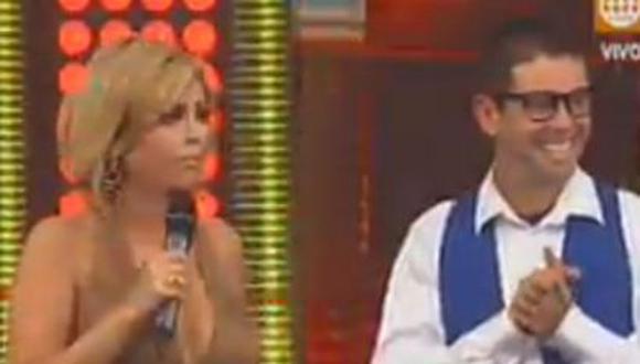 El Gran Show: Gisela Valcárcel se enoja con Carlos Cacho por broma pesada [VIDEO]