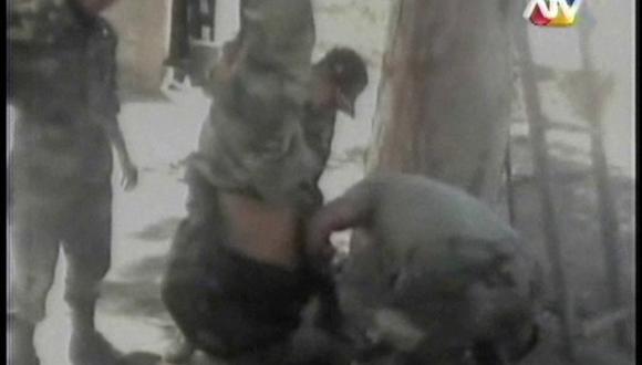 Soldado boliviano es torturado por sus superiores